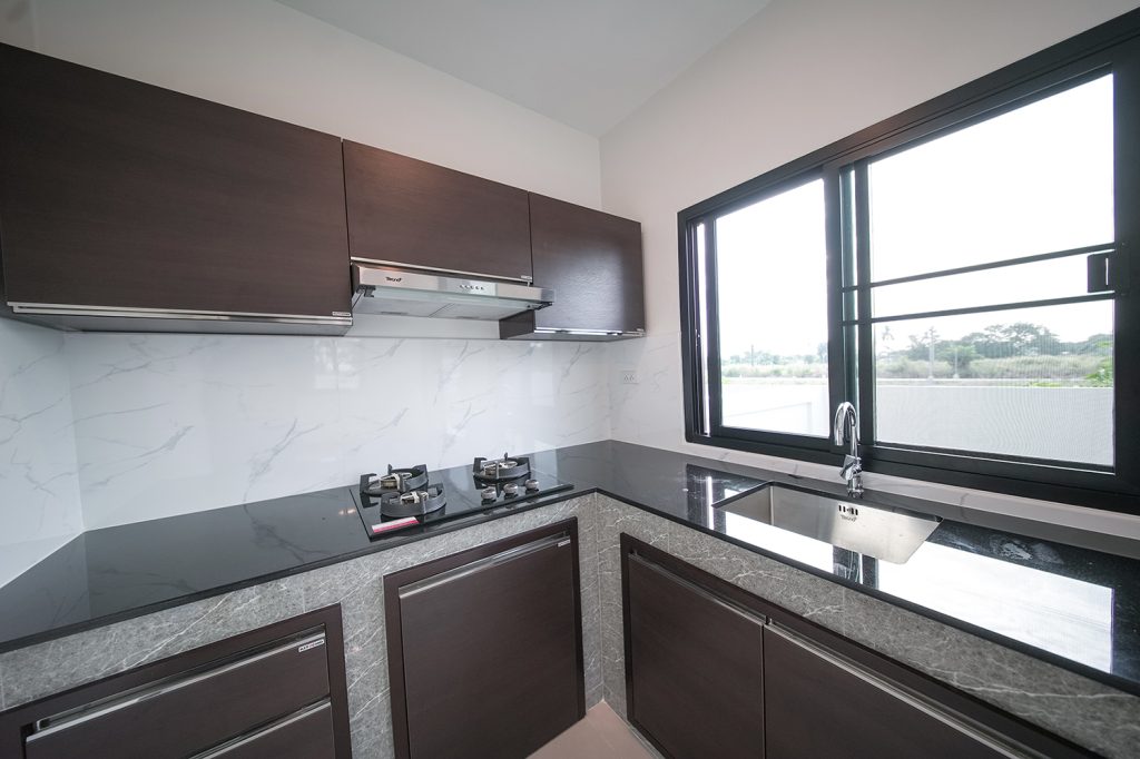 Kitchen2